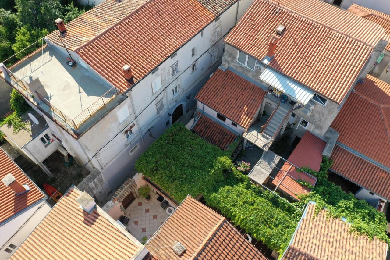 Апартаменти Casa Di Nives Крк Екстер'єр фото